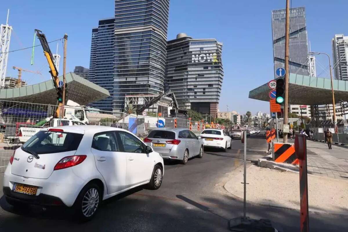 Major disruptions in Tel Aviv and Jerusalem as Vance ends Israel visit