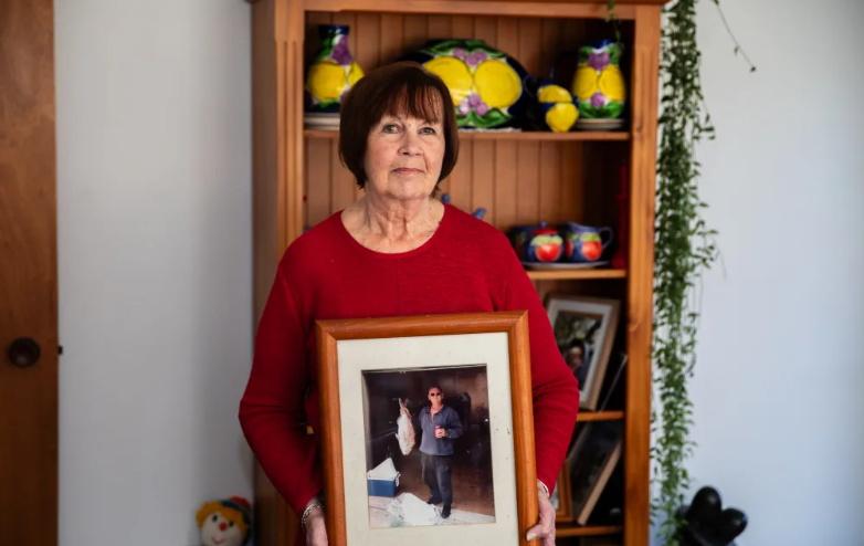 Widow attempts to clear convicted murderer husband's name