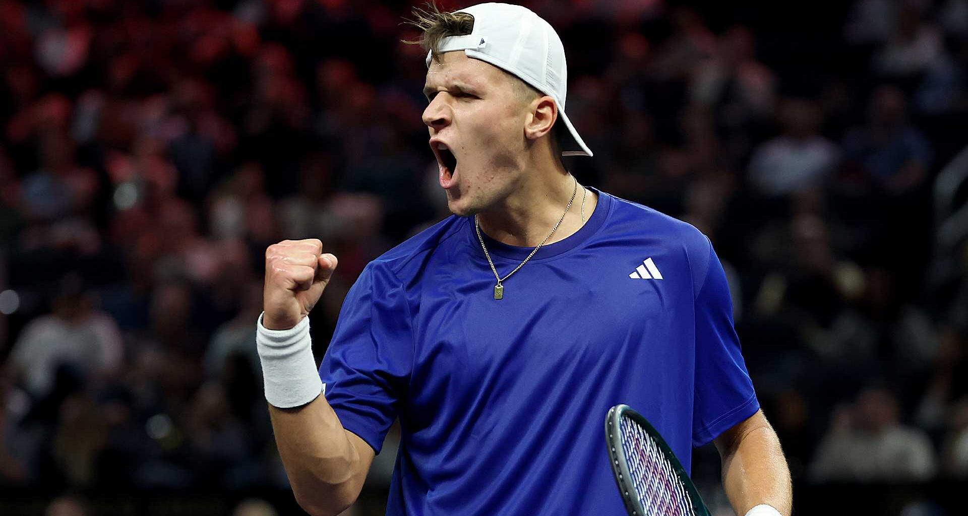 Jakub Mensik ousts fellow #NextGenATP talent Henry Bernet in Basel debut | ATP Tour