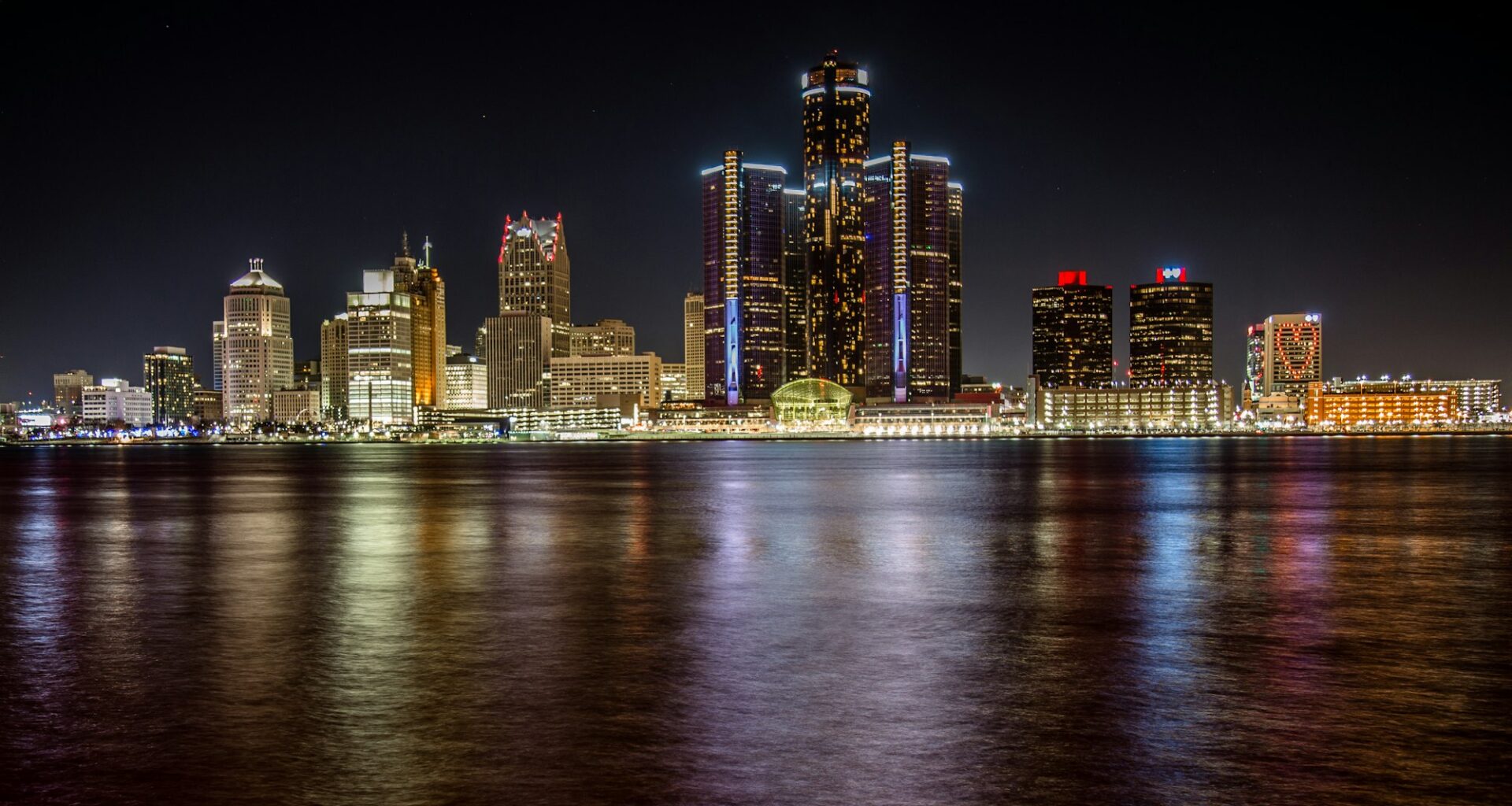 Leafs on the road to Detroit for Game 2