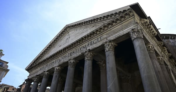 Japanese tourist dies in 7m fall from Pantheon in Rome