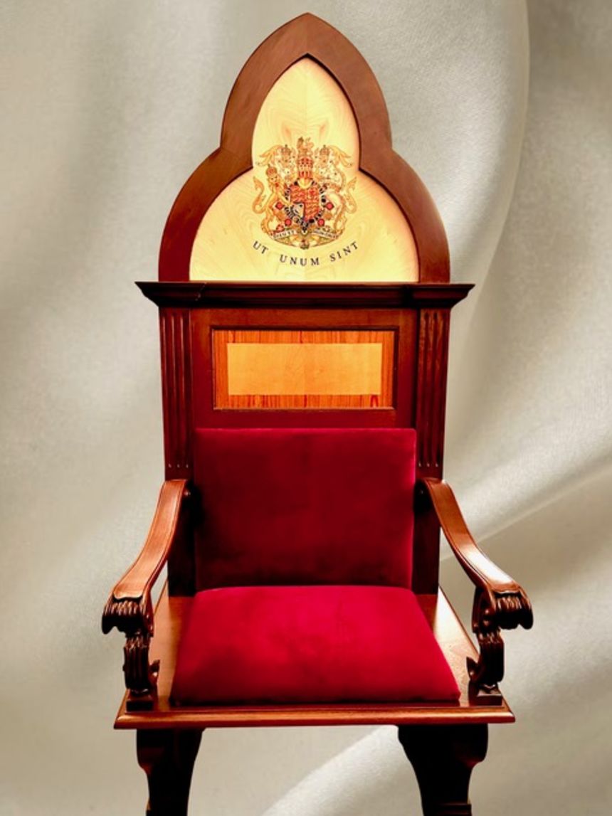 A special chair decorated with the King's coat of arms has been created by the Basilica of St. Paul's Outside the Walls for Charles.