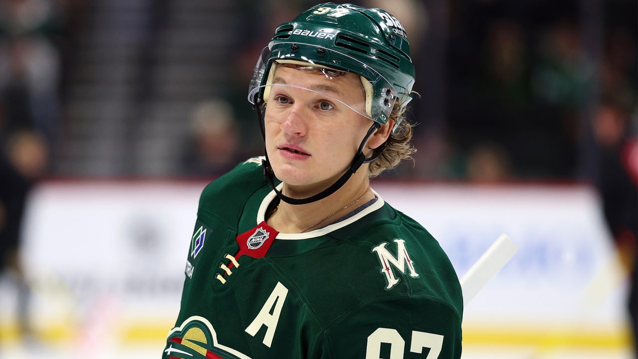 Kaprizov's Wild contract likened to megadeal with Clancy, Maple Leafs