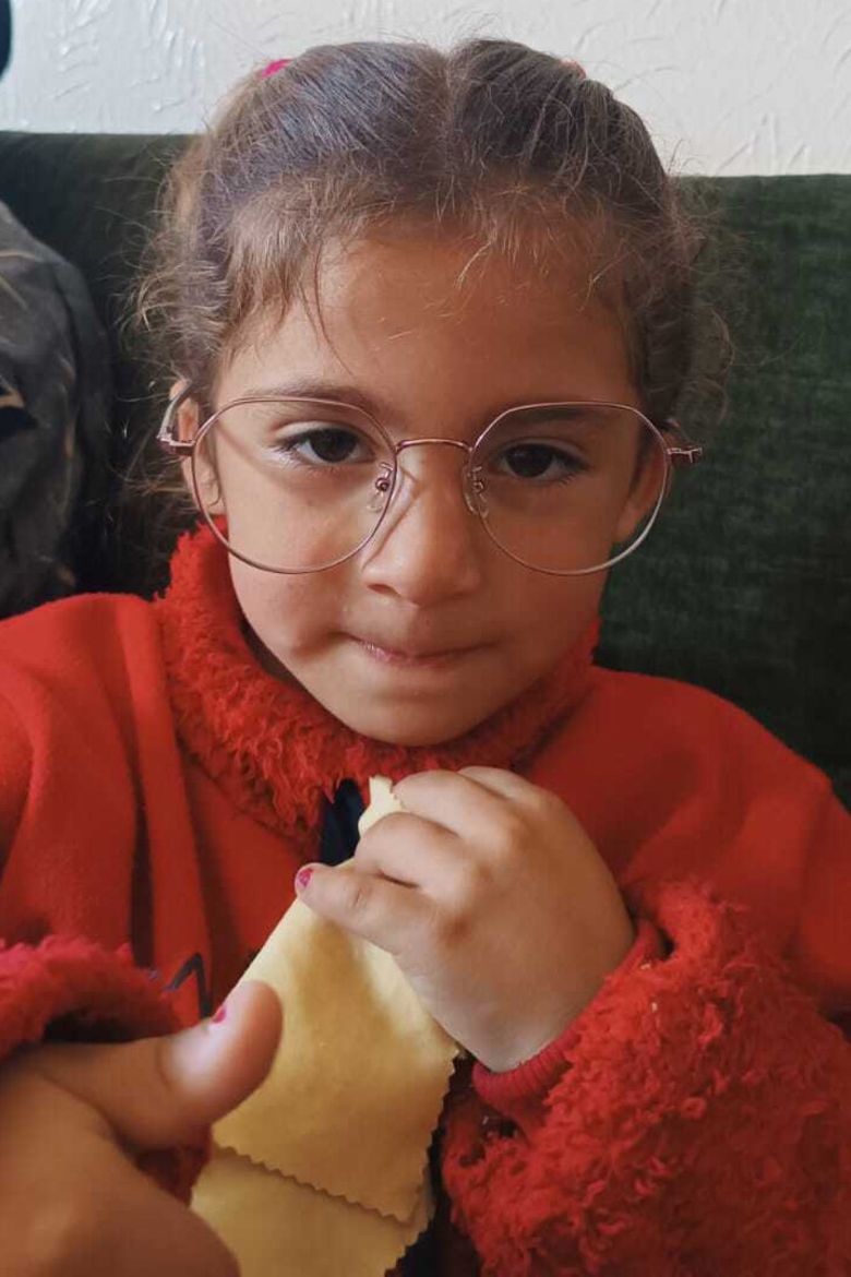 Sarah, Raghad Izzat Hammouda's sister, before the war