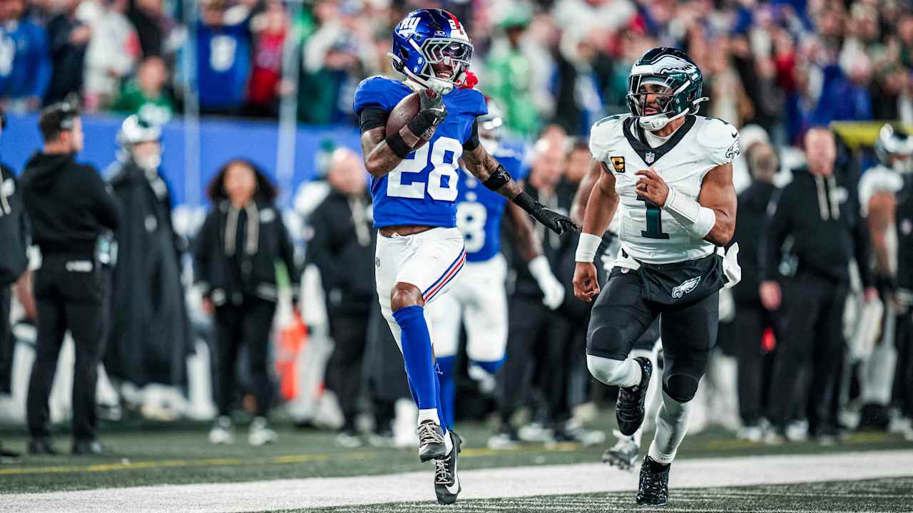 Giants defeat Eagles, 34-17, on Thursday Night Football