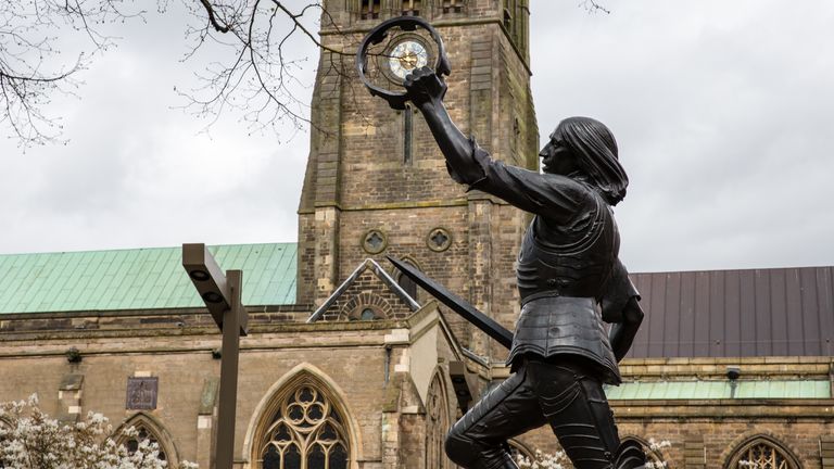 A statue of Richard III outside Leicester Cathedral. Pic: Shropshire Matt/PA