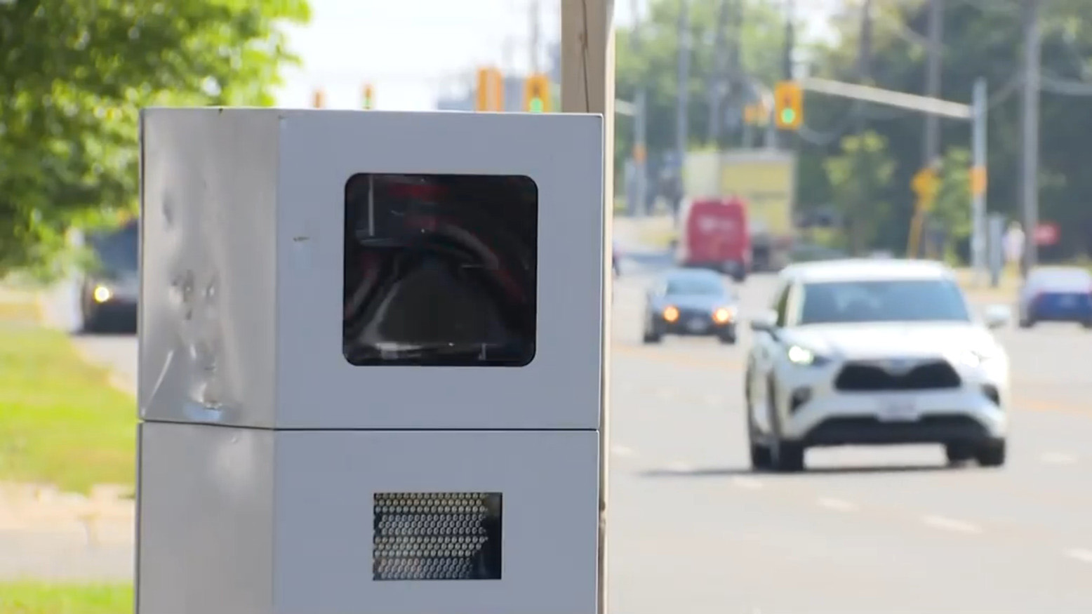 Ontario parents to rally against speed camera ban