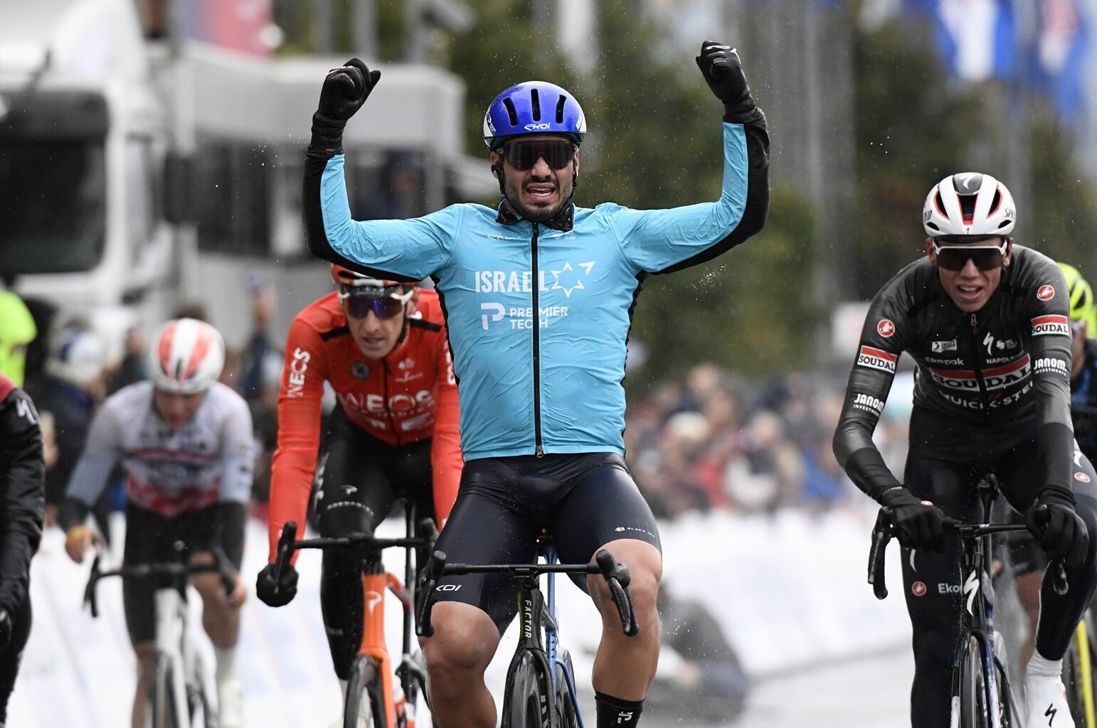 Oded Kogut storms to victory in Cro Race