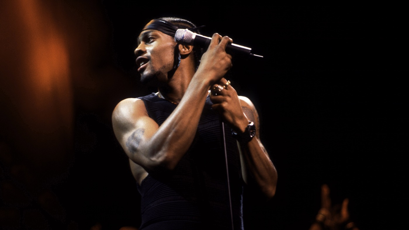 D'Angelo, R&B's reluctant icon, has died at 51 : NPR