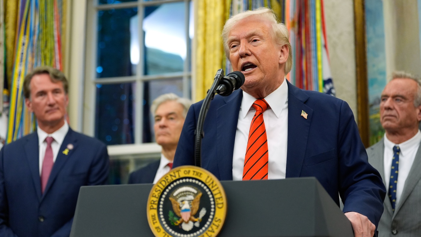 Trump threatens tech export limits, new 100% tariff on Chinese imports : NPR