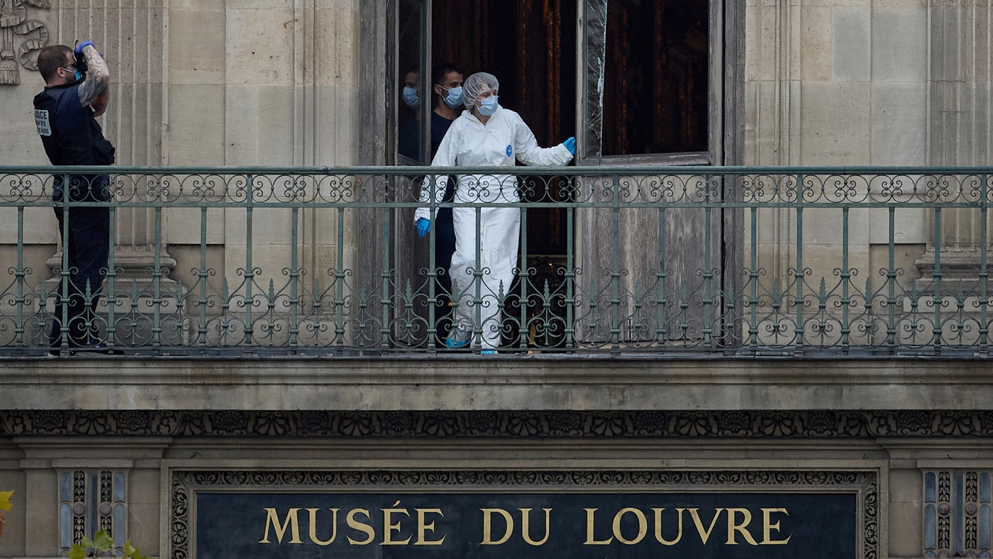 After the Louvre museum heist, a closer look at what's in it for the thieves : NPR