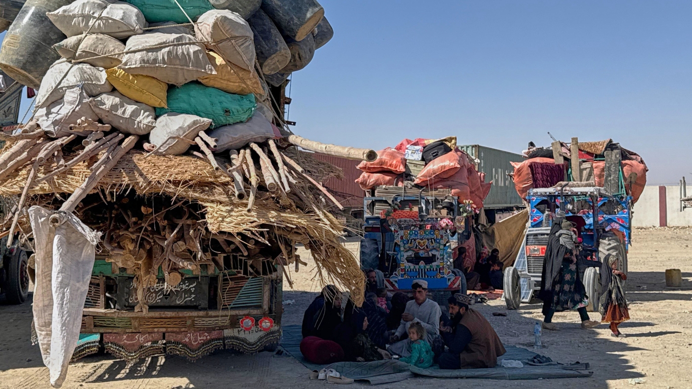 Afghanistan says it has killed 58 Pakistani soldiers in overnight border operations : NPR