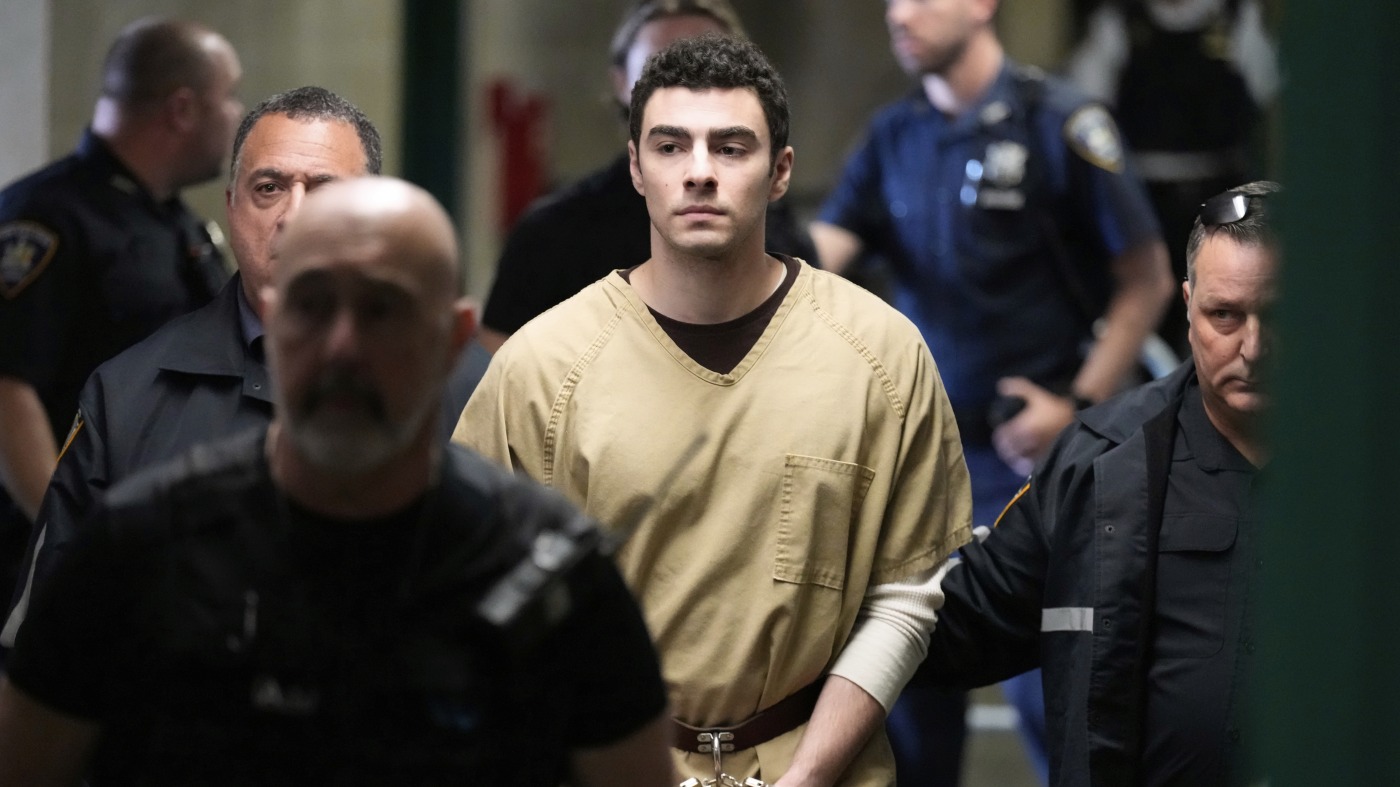 Luigi Mangione's lawyers seek a dismissal of federal charges : NPR