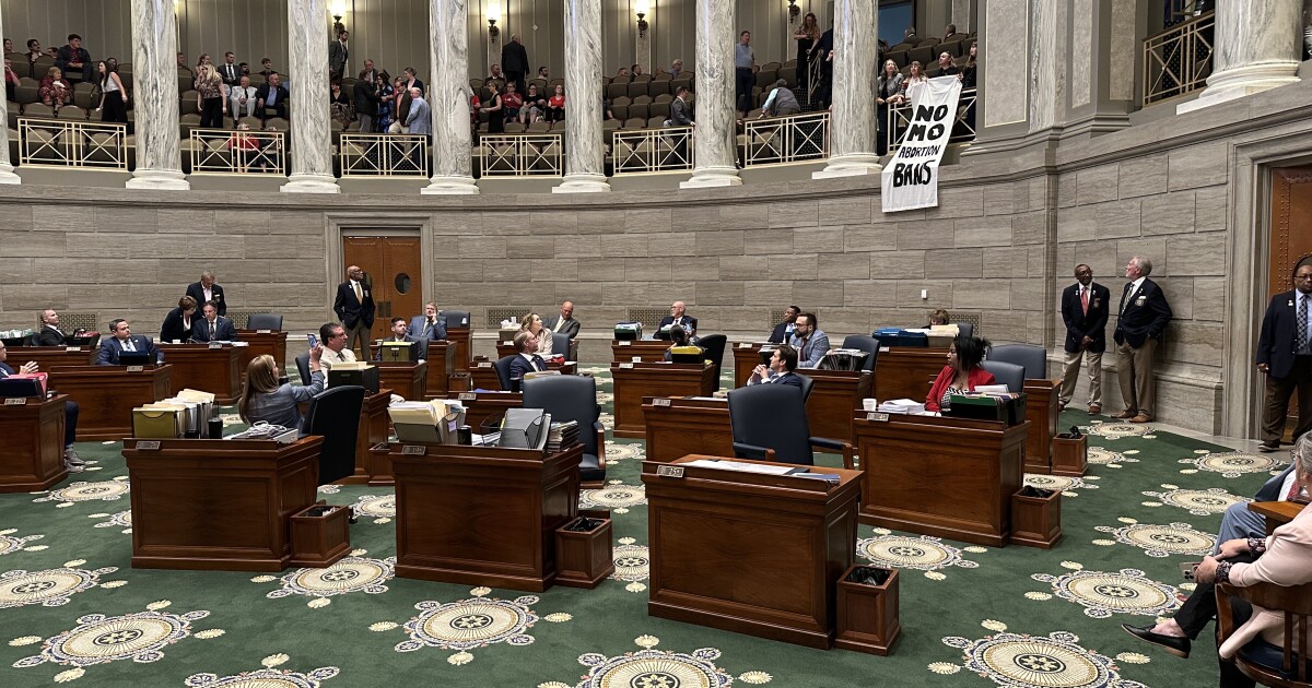 Judge OKs ballot language on banning most Missouri abortions