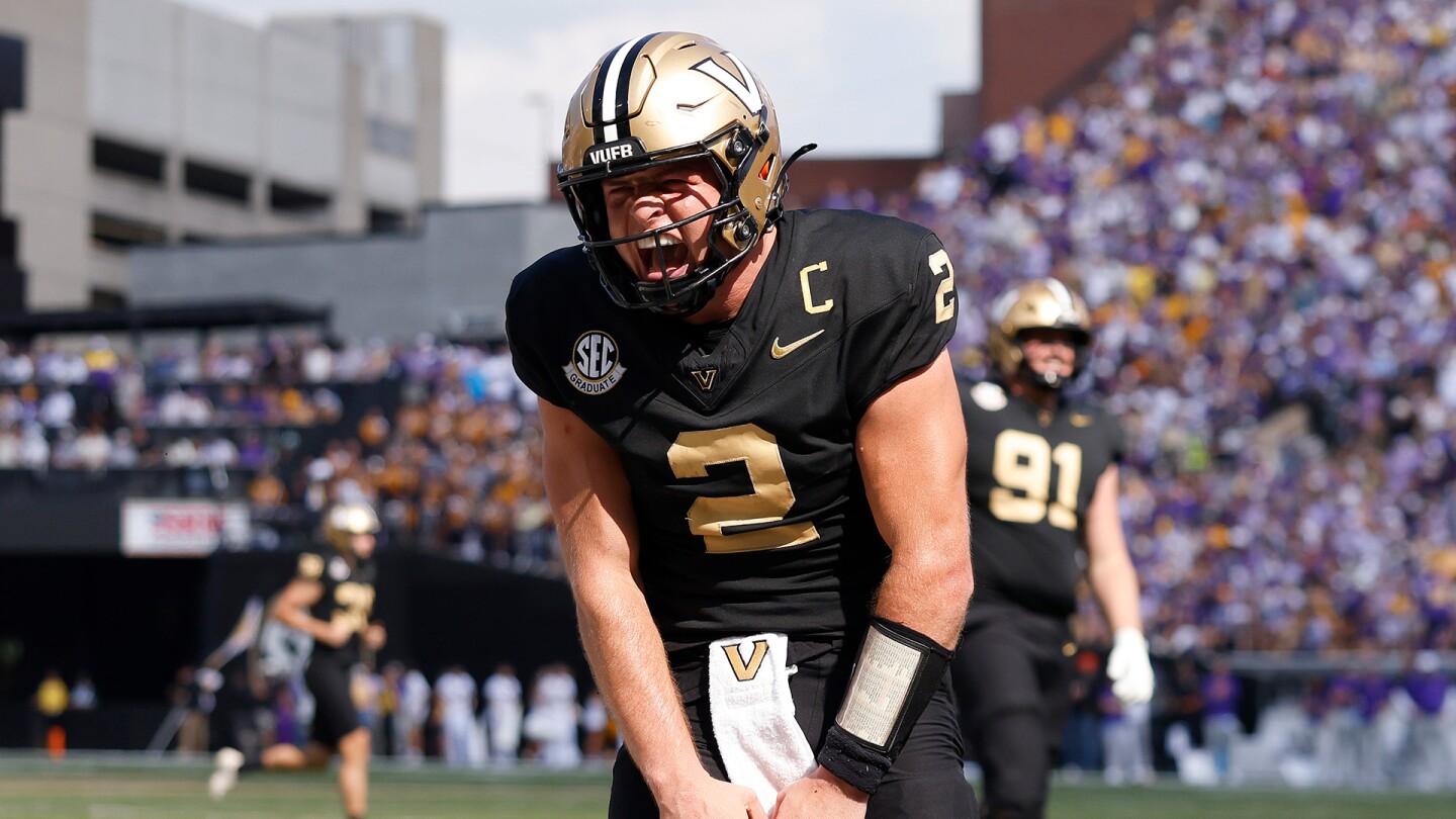 Inside the AP Poll: How Indiana, Georgia Tech and Vanderbilt soared into the Top 10