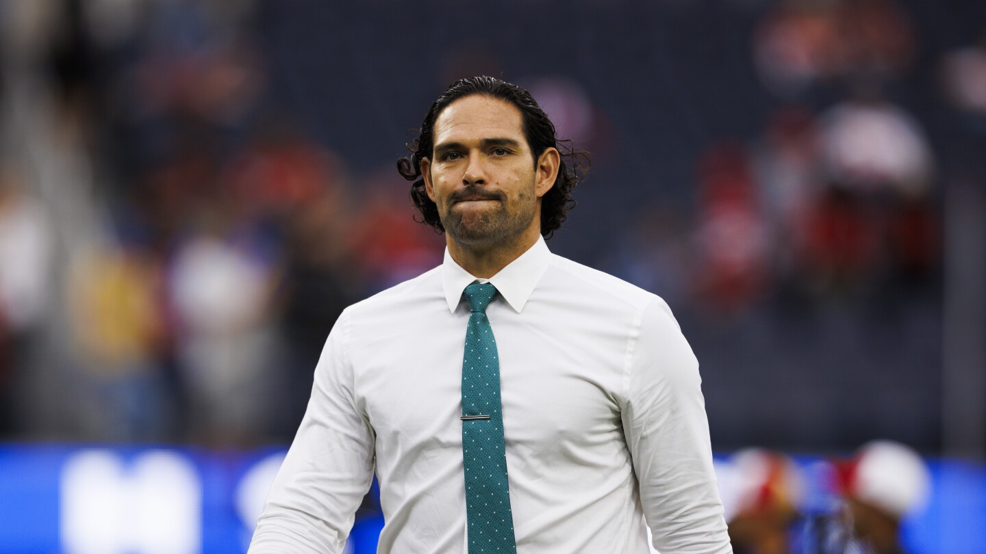 Victim sues Mark Sanchez, Fox for injuries from Saturday incident