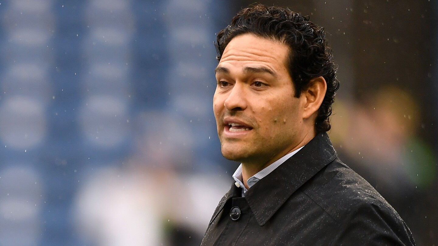 Details emerge regarding incident that resulted in Mark Sanchez's stabbing, arrest