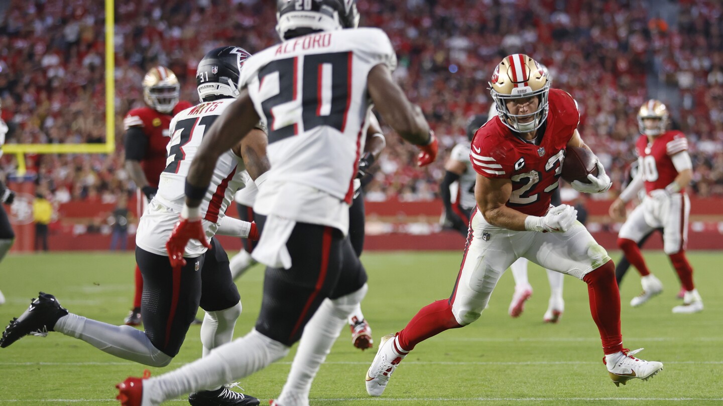 Raheem Morris: It's embarrassing, my fault we had 10 defenders on third-and-13