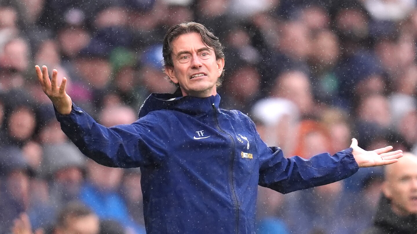 Thomas Frank reaction: Spurs boss on Cristian Romero injury, blown lead, loss to Aston Villa