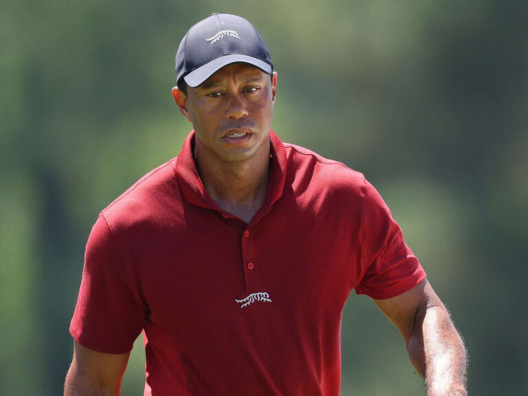Woods undergoes lumbar disc replacement surgery