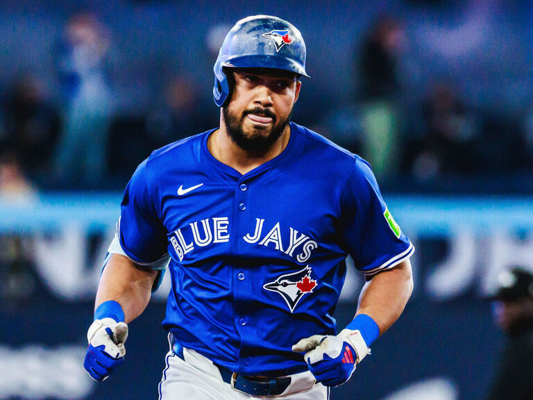 Blue Jays' Santander to miss rest of postseason