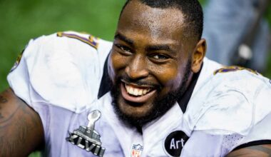 Ravens Mourn the Passing of Super Bowl Winner Arthur Jones