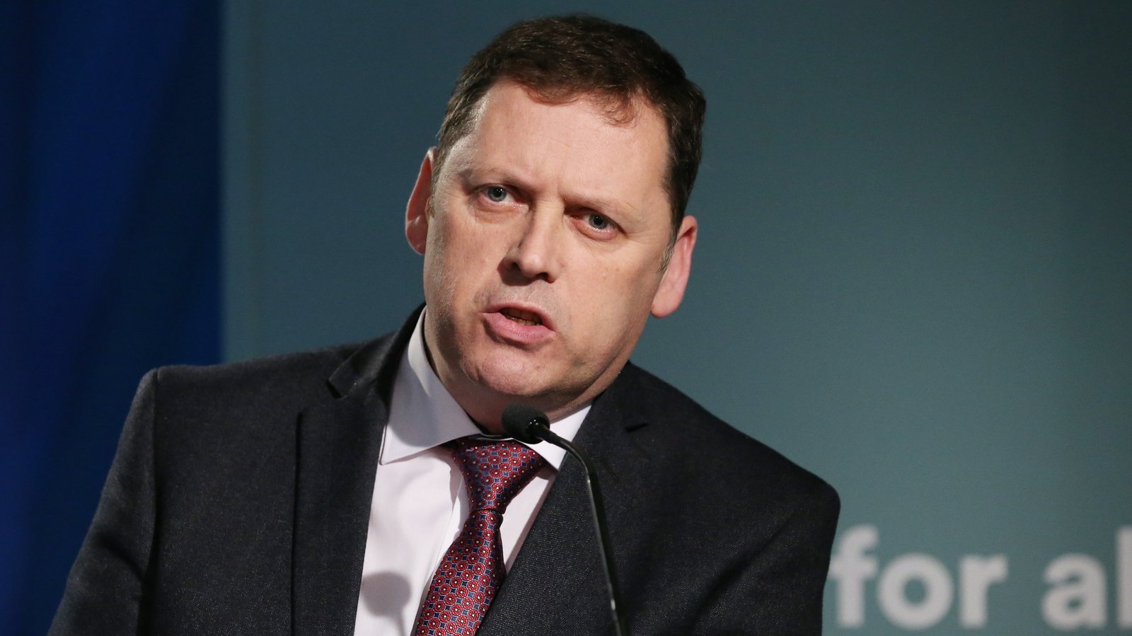 Cowen urges Taoiseach to seek better nitrates deal