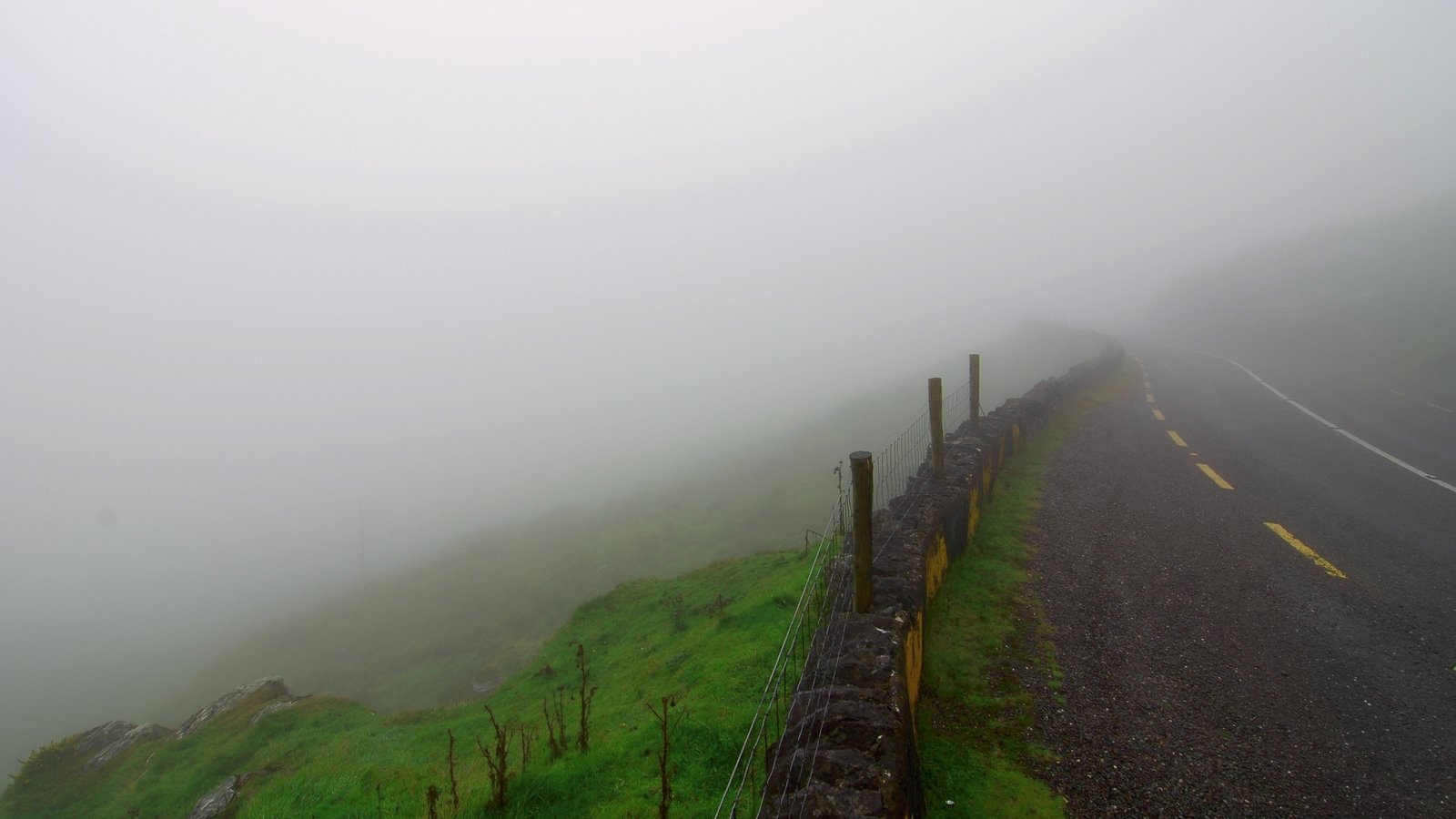 Warning of difficult road conditions as fog alert issued