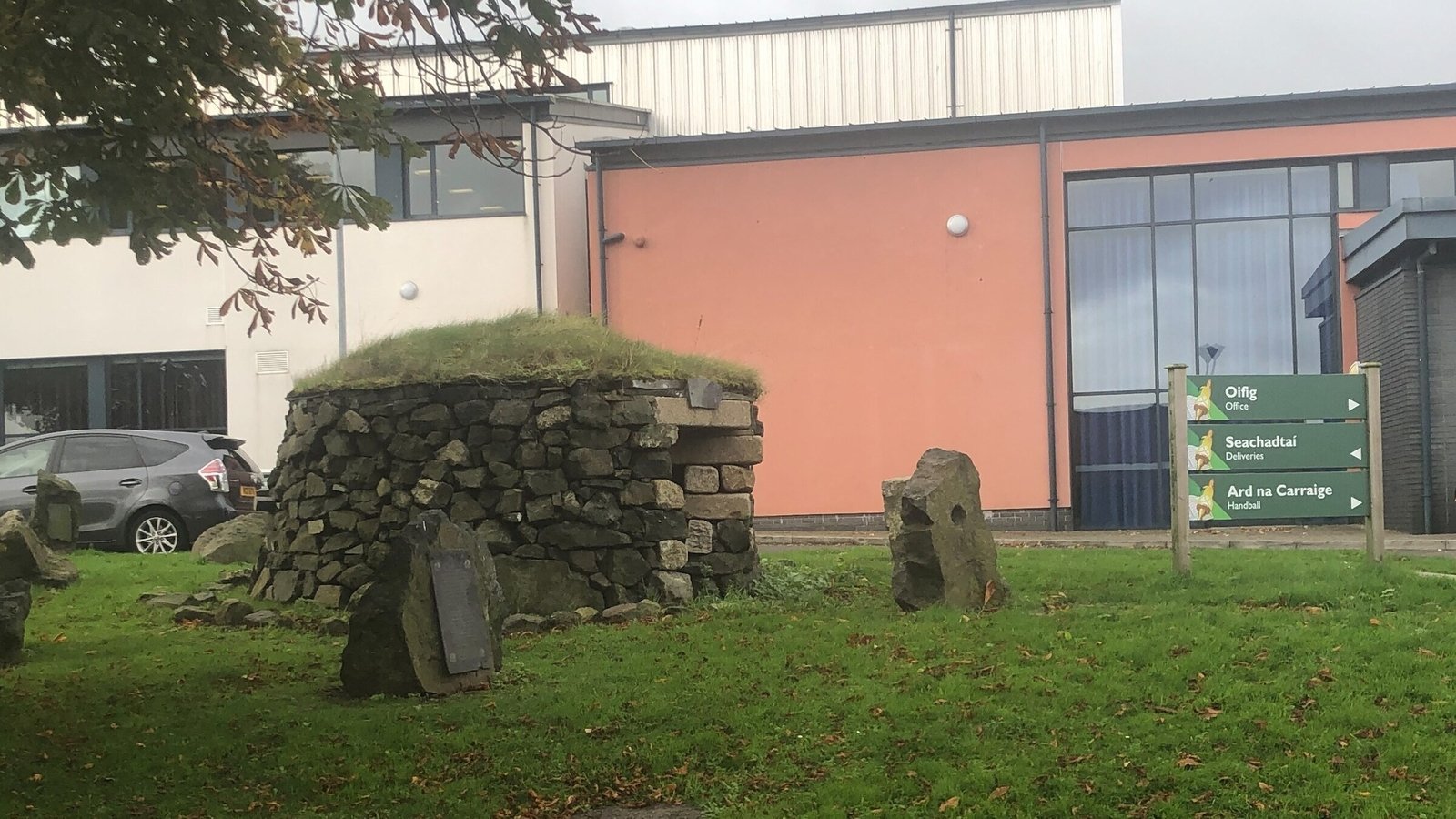 Claim Irish language students refused from Belfast bus