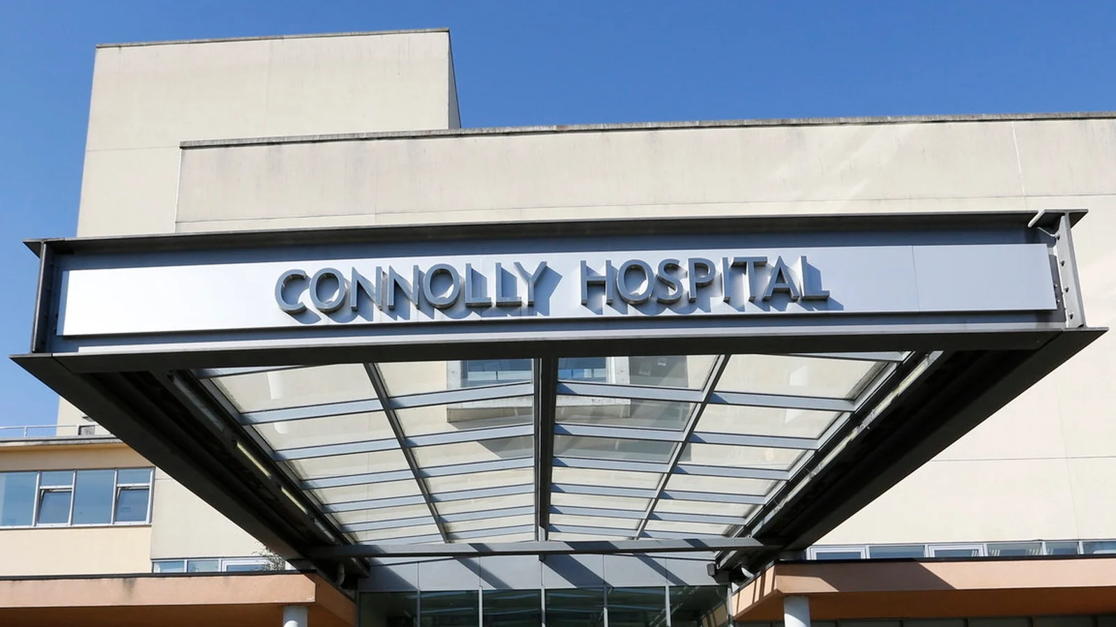 Apology over care after teenager died from asthma attack