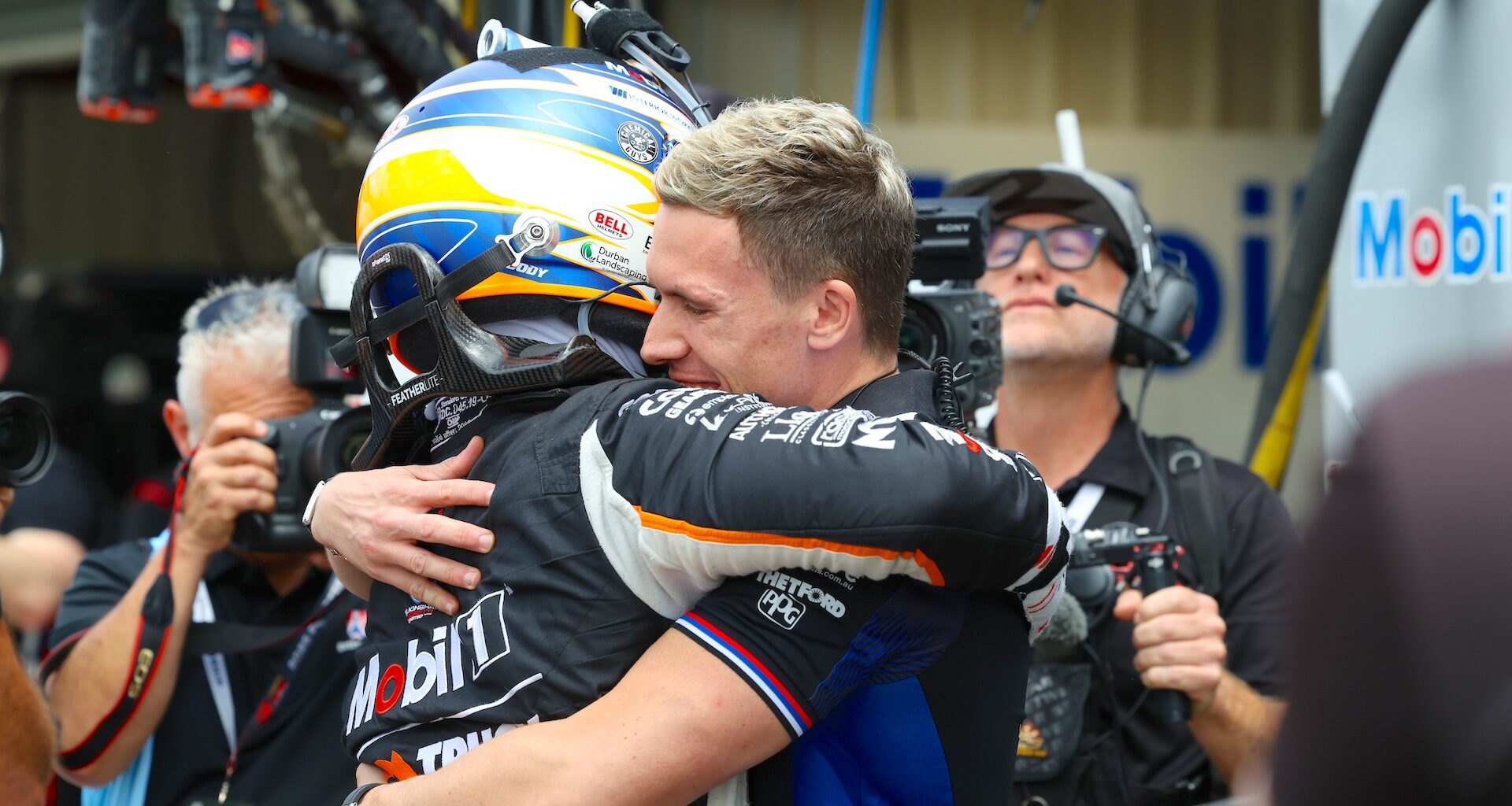 Wood beats Mostert, Feeney seventh in crucial Sandown Shootout - Supercars