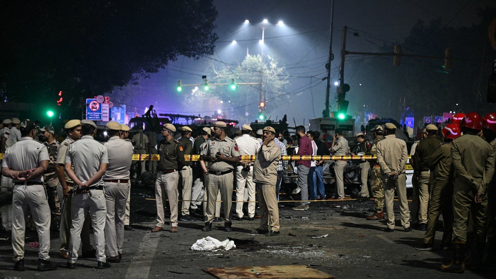 At least eight killed in New Delhi explosion