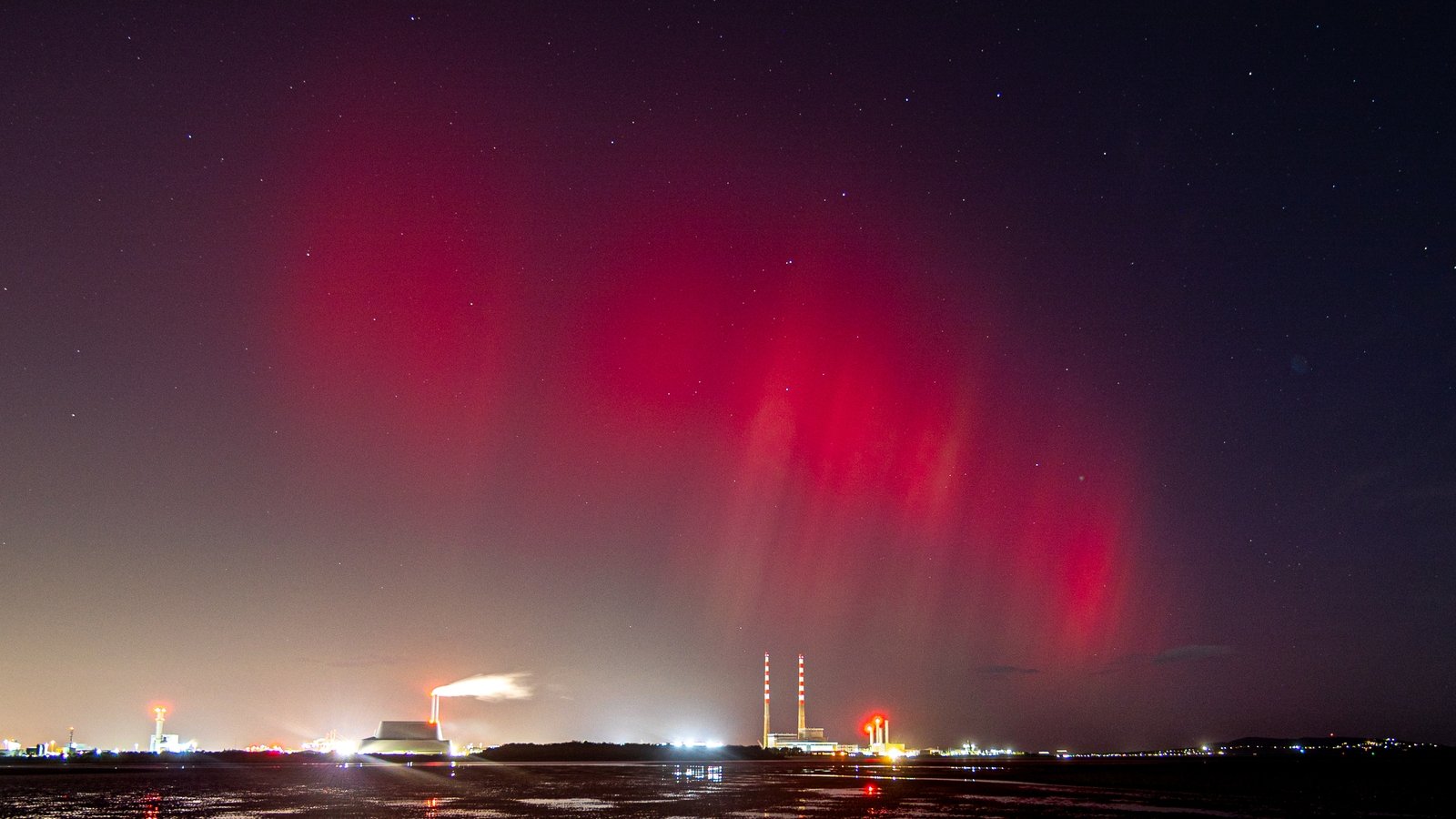 Northern Lights illuminate Irish skies