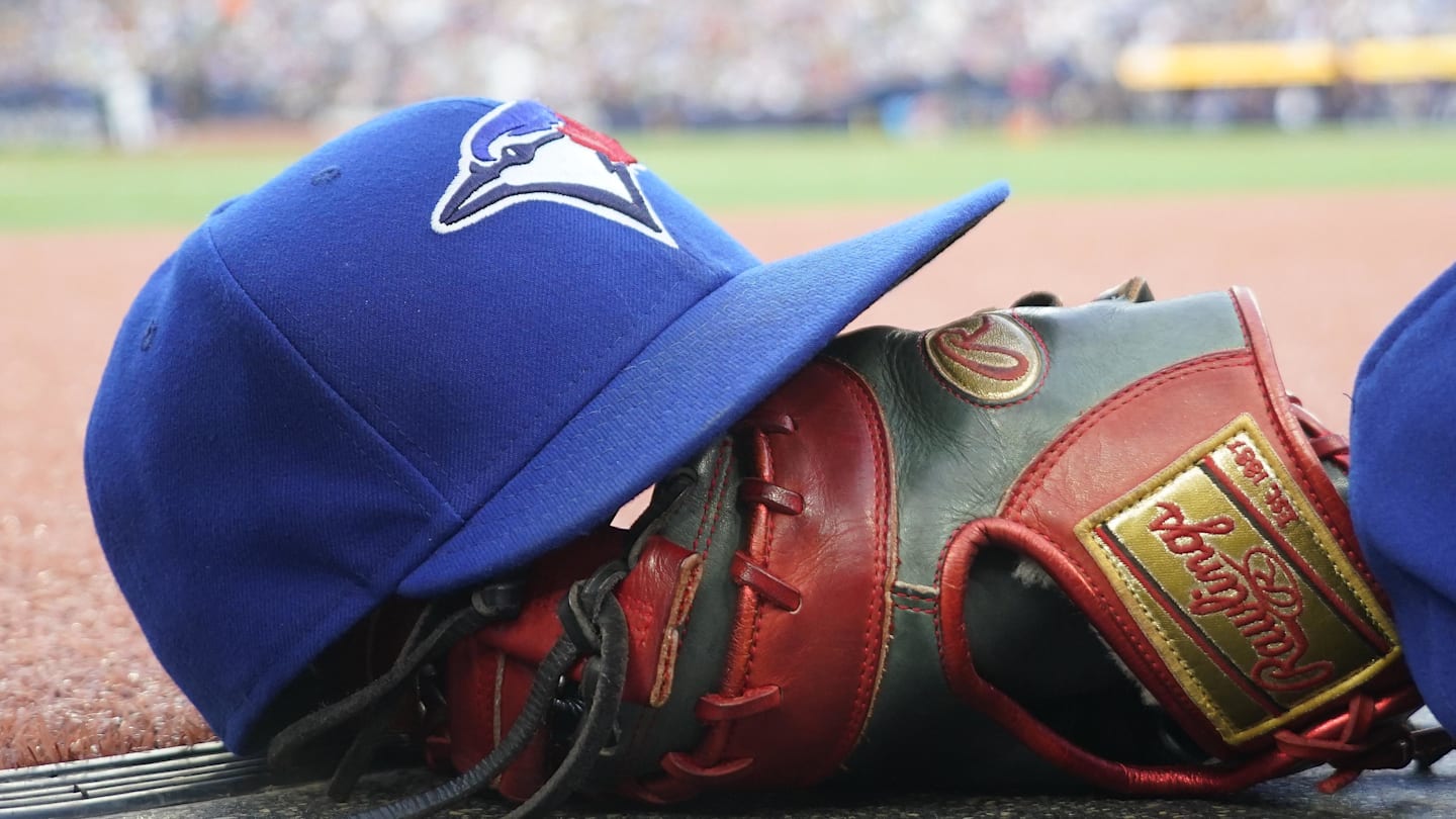 Blue Jays Unconditionally Release Veteran Pitcher to Pursue Opportunity Abroad