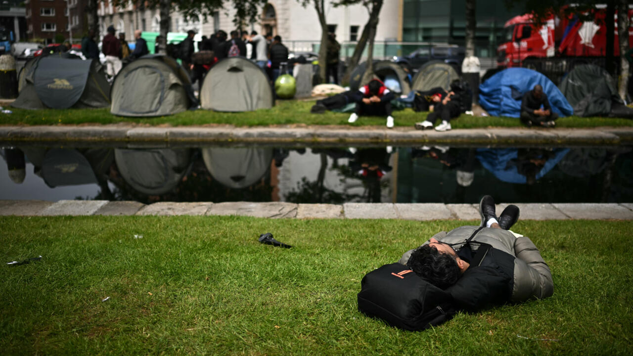 Ireland looks to curb migration, population growth