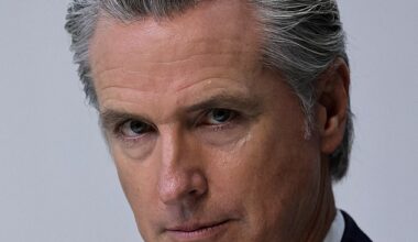 The FBI has sent ominous letters to members of California Governor Gavin Newsom 's inner circle after his former chief of staff was indicted on corruption charges