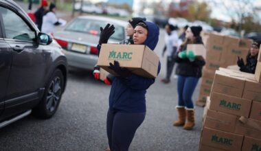 Consumer sentiment nears lowest level ever as worries build over shutdown