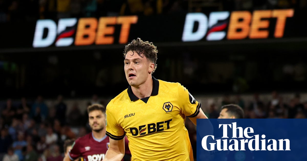 UK gambling firms spent ‘astronomic’ £2bn on advertising last year | Gambling