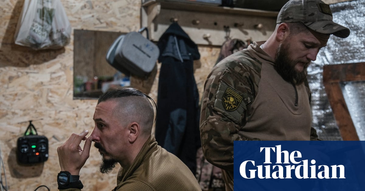 Russian forces appear to tighten grip on strategic city of Pokrovsk | Ukraine