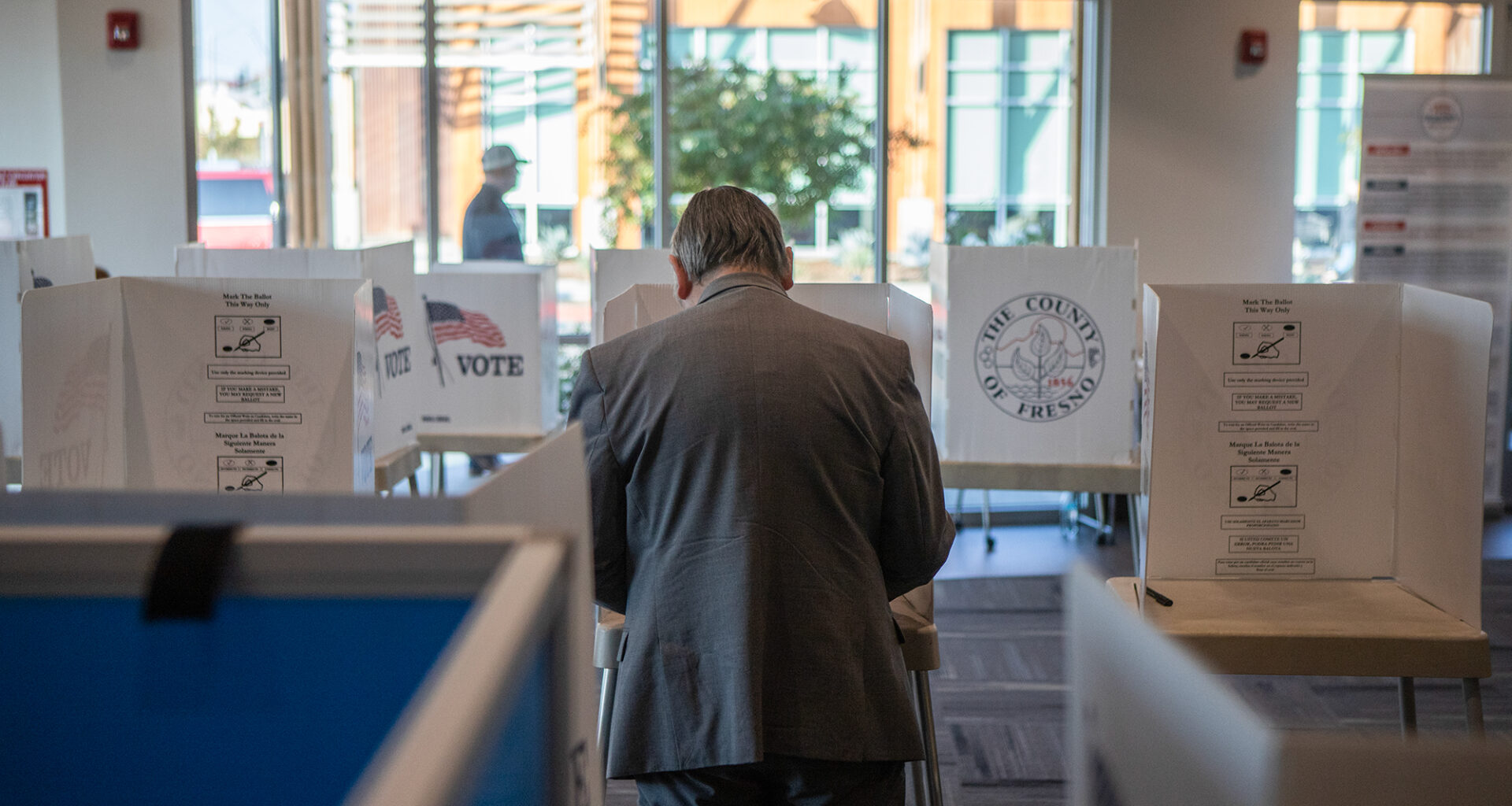 California passes Prop. 50, Trump threatens legal action