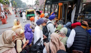 Pakistani officials told us ‘you are Hindu, you can't go with Sikh jatha’, says Hindu pilgrim     