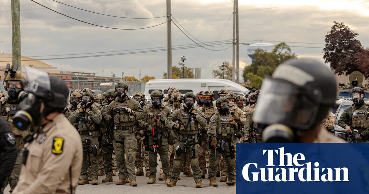 ICE forcibly detains daycare worker amid scrutiny over excessive force use | Chicago