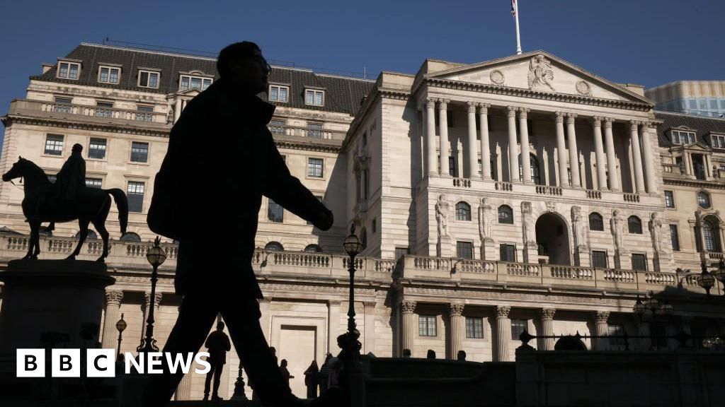 Interest rates held at 4% by Bank of England
