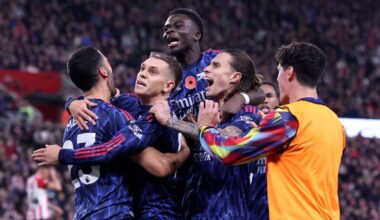 European soccer recap: Arsenal drop points at Sunderland, Man United draw at Spurs