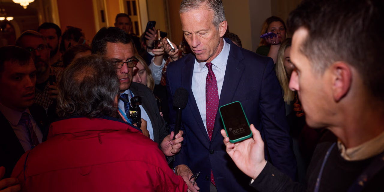 Senate Closes In on Vote on Ending Government Shutdown