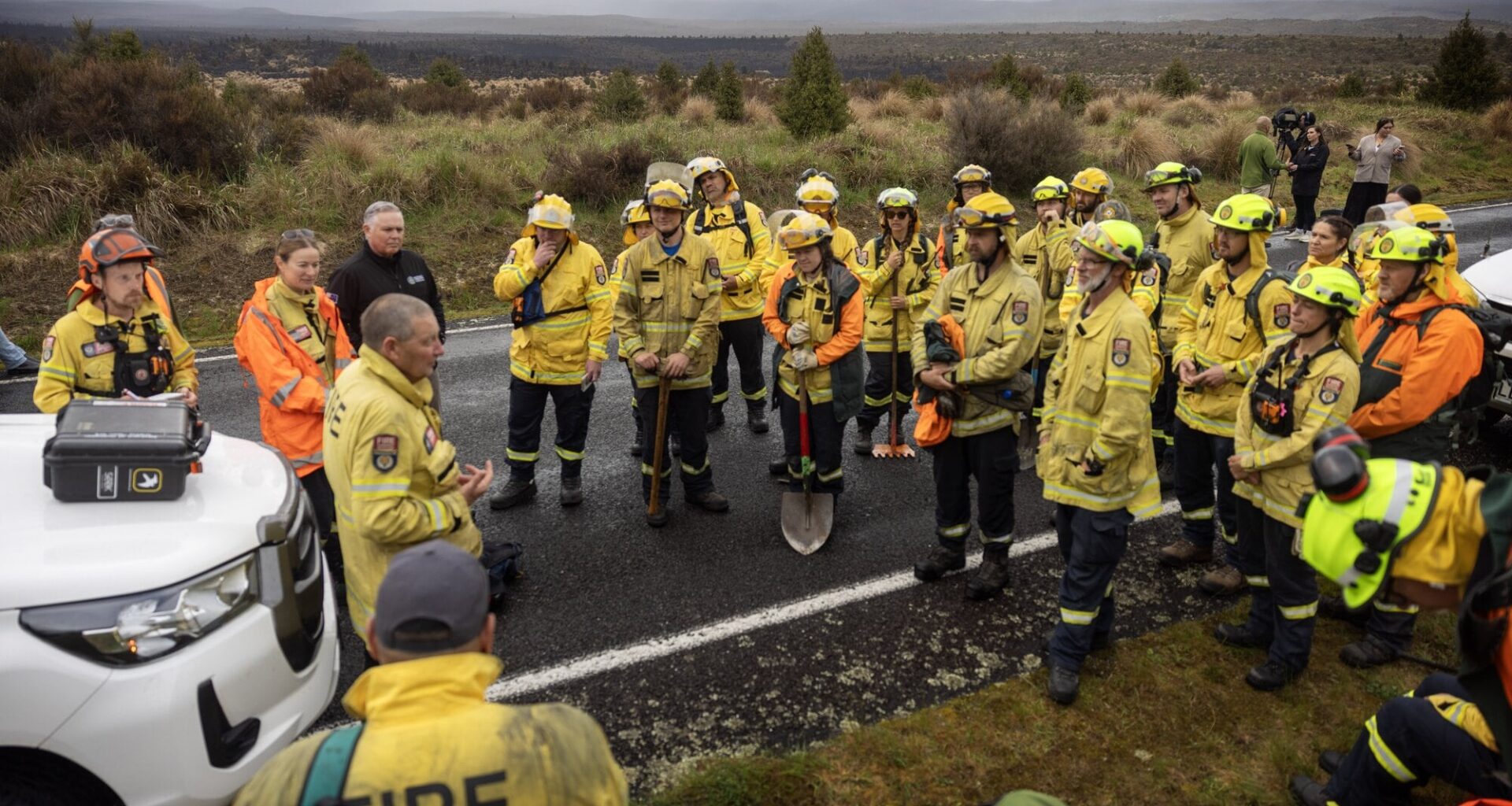 SunLive - Ecologist mourns loss after Tongariro blaze