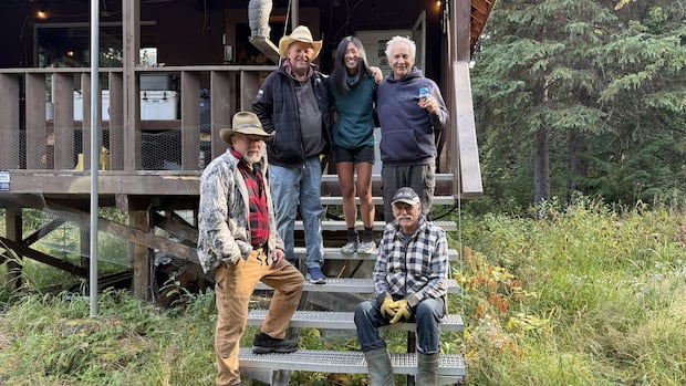 Woman makes unlikely friends at B.C. snowmobile lodge during epic 5,700-km trek