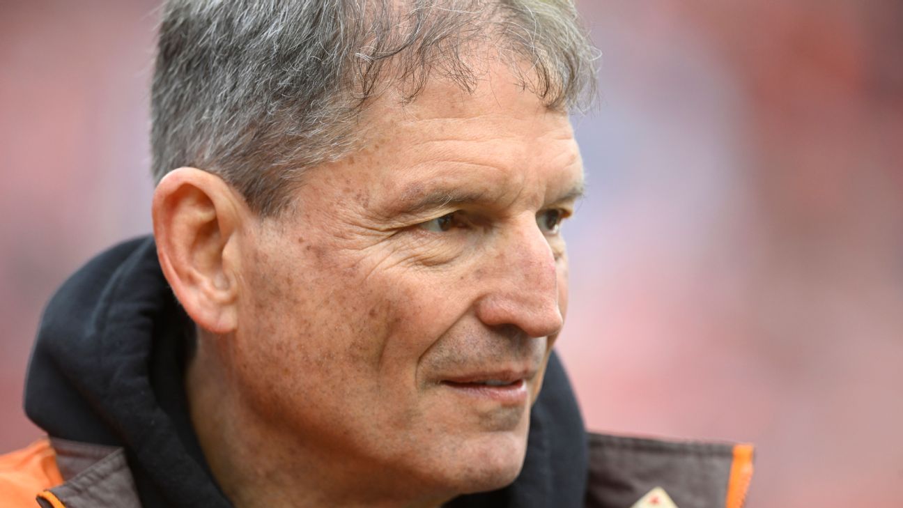 Bernie Kosar says he will receive a liver transplant Monday