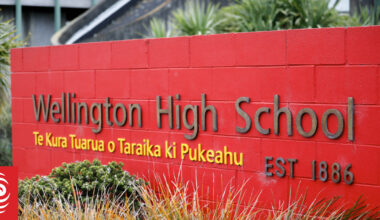 Burst water pipe closes Wellington High School
