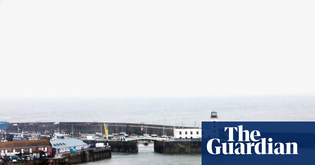 One in seven English bathing spots rated as polluted in latest testing | Pollution